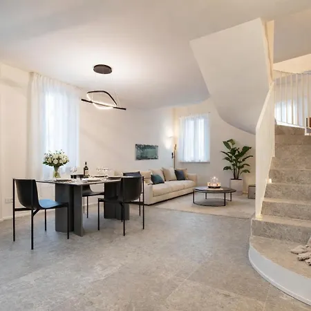 Nerogiardini - Lusso E Design A San Babila Apartamento *