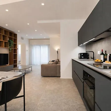 Nerogiardini - Lusso E Design A San Babila Apartamento