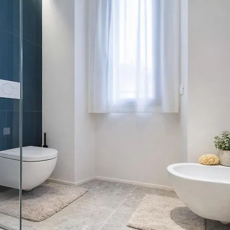 Nerogiardini - Lusso E Design A San Babila Apartamento
