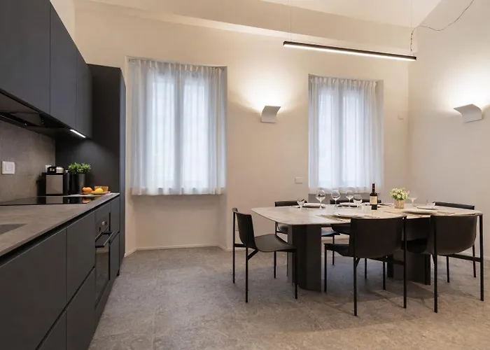 Appartamento Nerogiardini - Lusso E Design A San Babila *