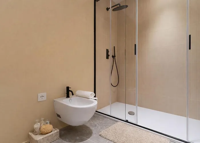 Appartamento Nerogiardini - Lusso E Design A San Babila Milano