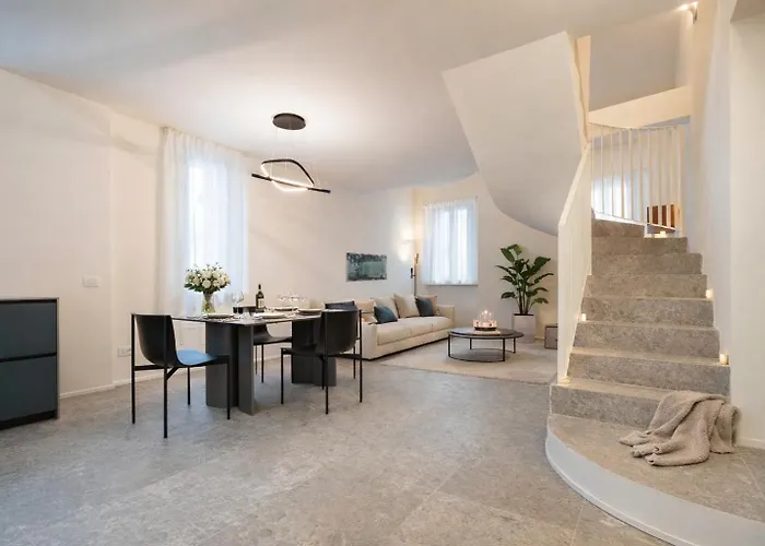 Nerogiardini - Lusso E Design A San Babila Appartamento *