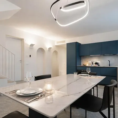 Nerogiardini - Lusso E Design A San Babila شقة