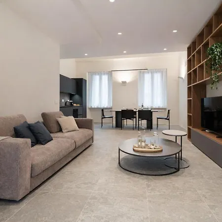 Nerogiardini - Lusso E Design A San Babila Apartmán